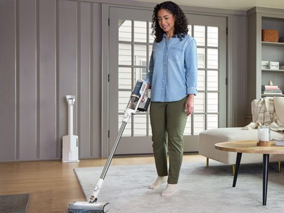 Traps up to 99.9%* of dust & allergens