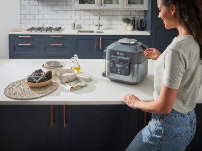 Cook using little to no oil