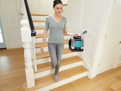 Instantly removes stains & odours