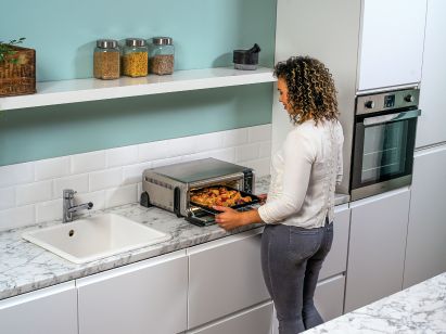 Up to 50% faster than fan ovens*