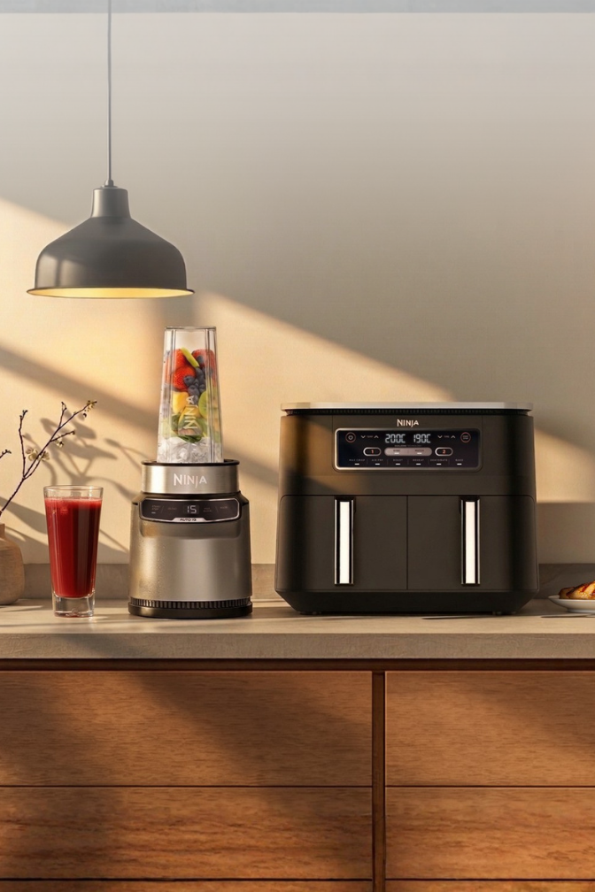  Ninja Foodie Dual Zone Air Fryer & Blender with Auto IQ Bundle
