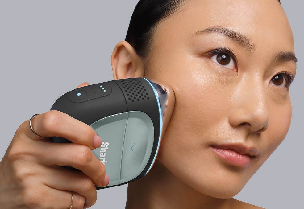 Warm Black FacialPro Glow detail